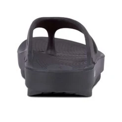 OOfos Unisex OOriginal Sandal - Black- Regular (D) -Shoe Discount Store 1000BLK shot5 932x680 737d79a4 1d73 4553 9f61 513403eab4aa