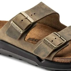 Birkenstock Men's Arizona Rugged Sandal - Faded Khaki - Regular -Shoe Discount Store 1018463 detail 1