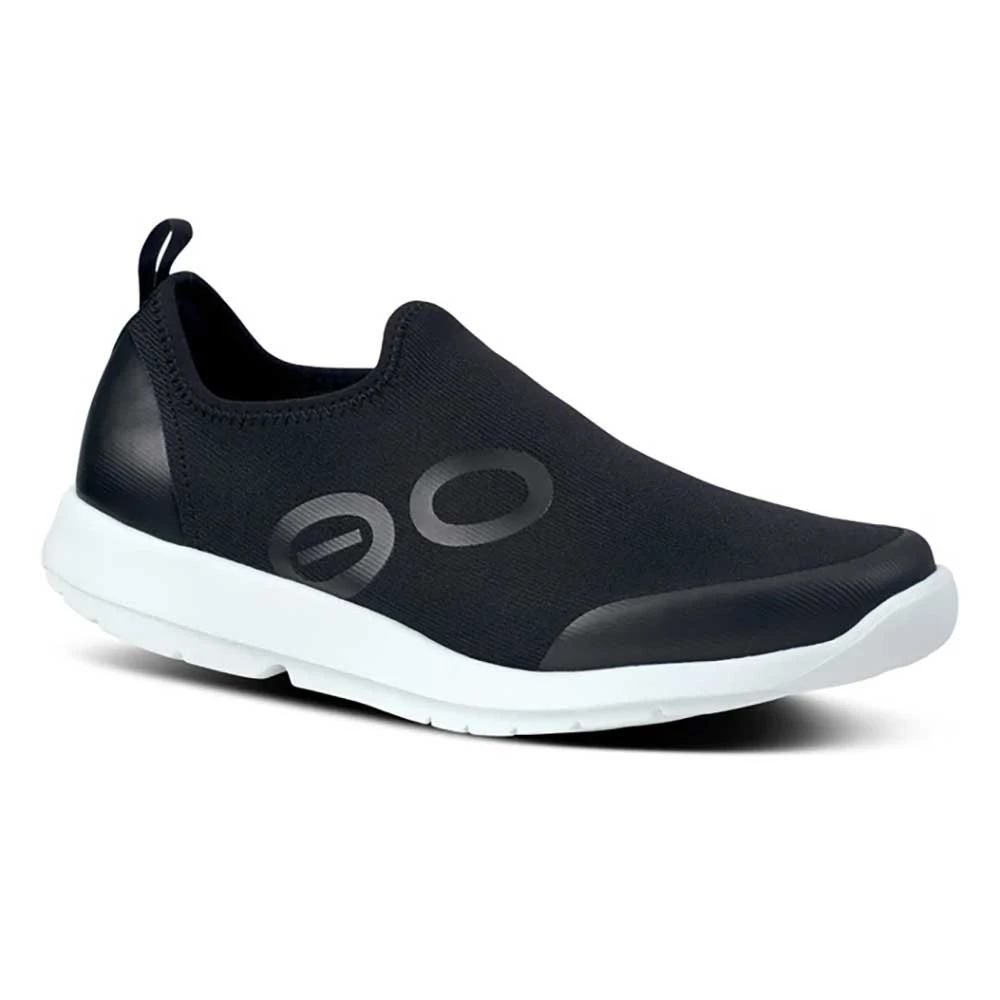 OOfos Women's OOmg Sport Shoe - White/Black- Regular (B) 4 OOfos Women's OOmg Sport Shoe - White/Black- Regular (B) - Image 2